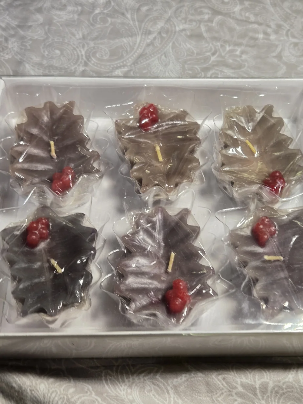 Vintage Hallmark Candles *NEW In Box* Christmas Holly Berry Leaf Shape Green Red